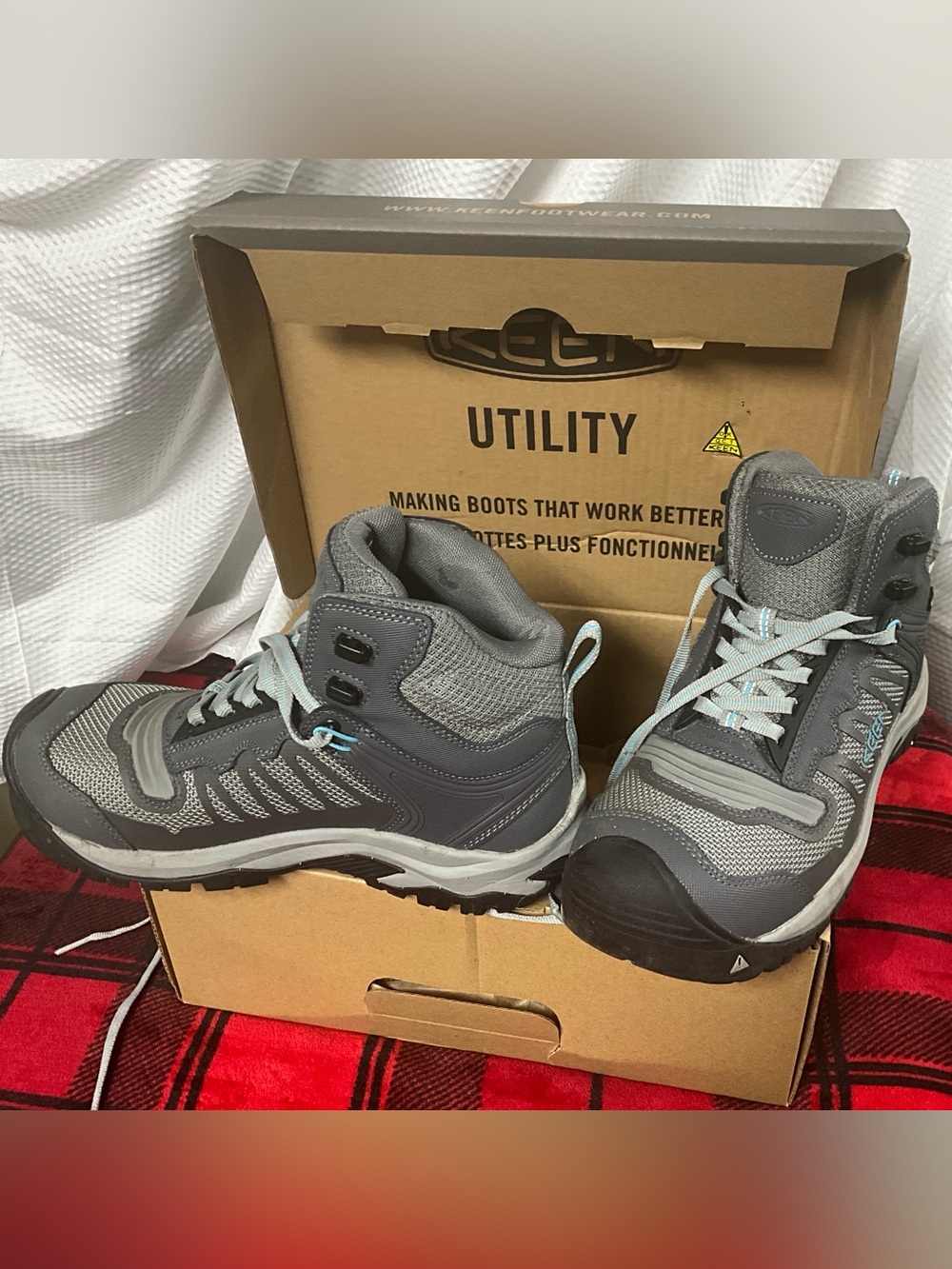 EUC KEEN COMPOSITE TOE WOMENS WORK SHOSE 8.5w